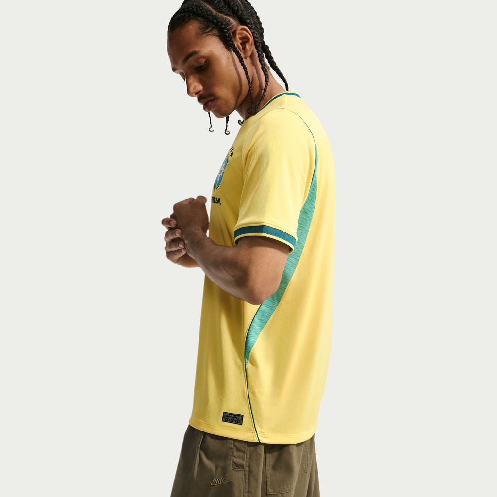Camisa Brasil 2026/27 Torcedor Pro